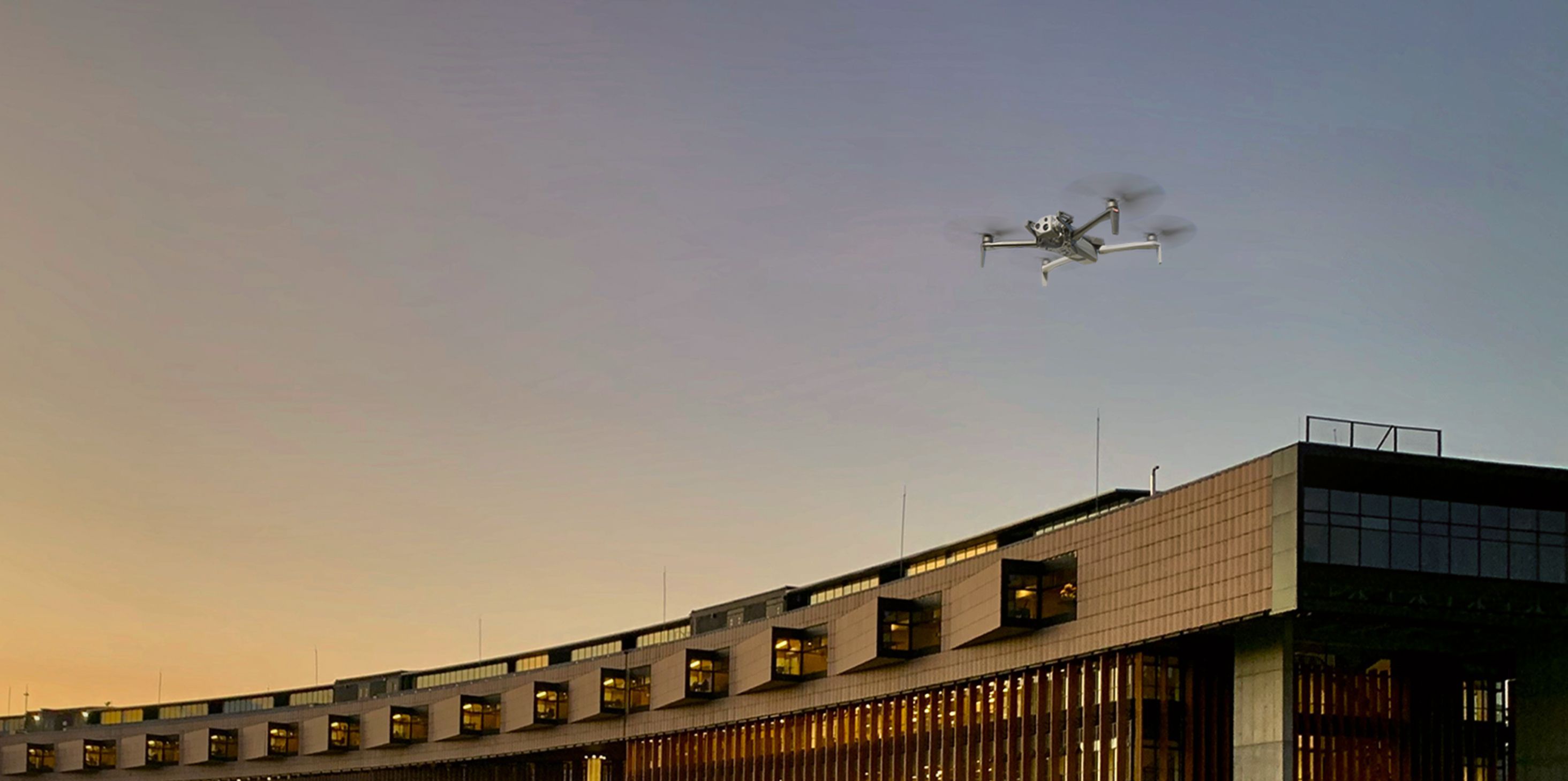 Skydio X10 flying above a facility 