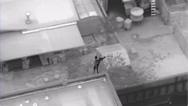 Skydio X10 using thermal camera to track suspect