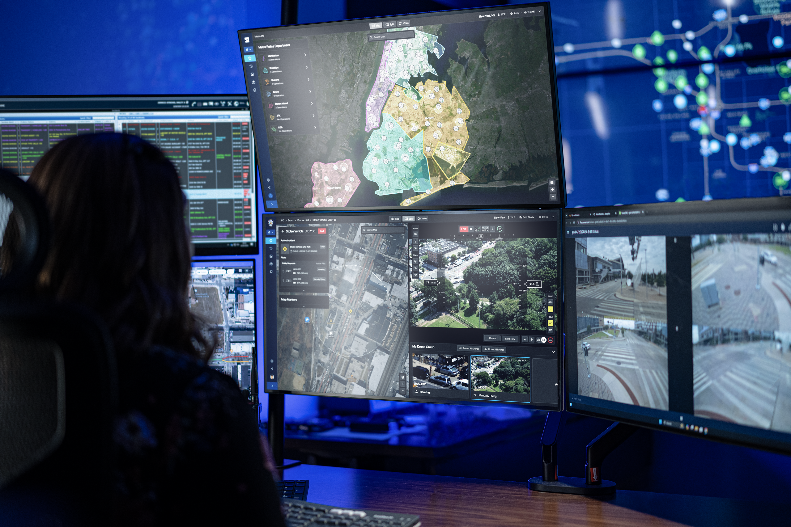 operator in RTIC remotely flying a Skydio X10 police drone and viewing real-time live stream in Skydio DFR Command software