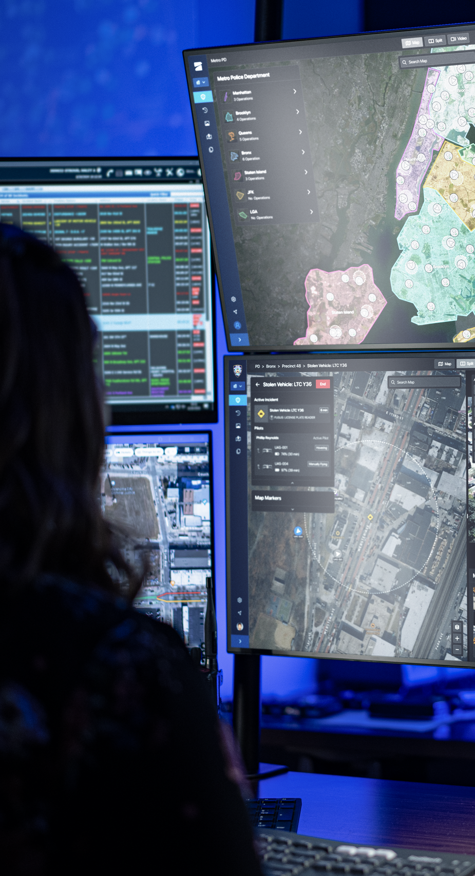 operator in RTIC remotely flying a Skydio X10 police drone and viewing real-time live stream in Skydio DFR Command software